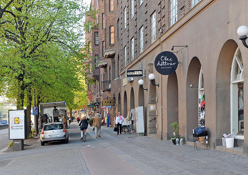 I Lorensberg står stenhusen på rad