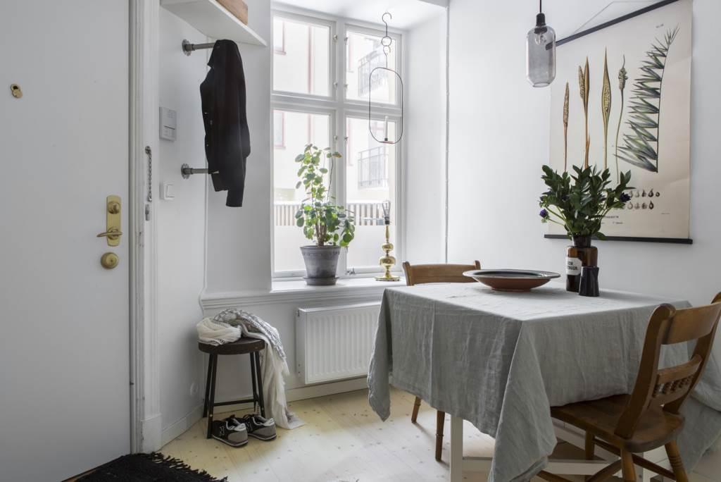 Kök med plats för middag och plugg