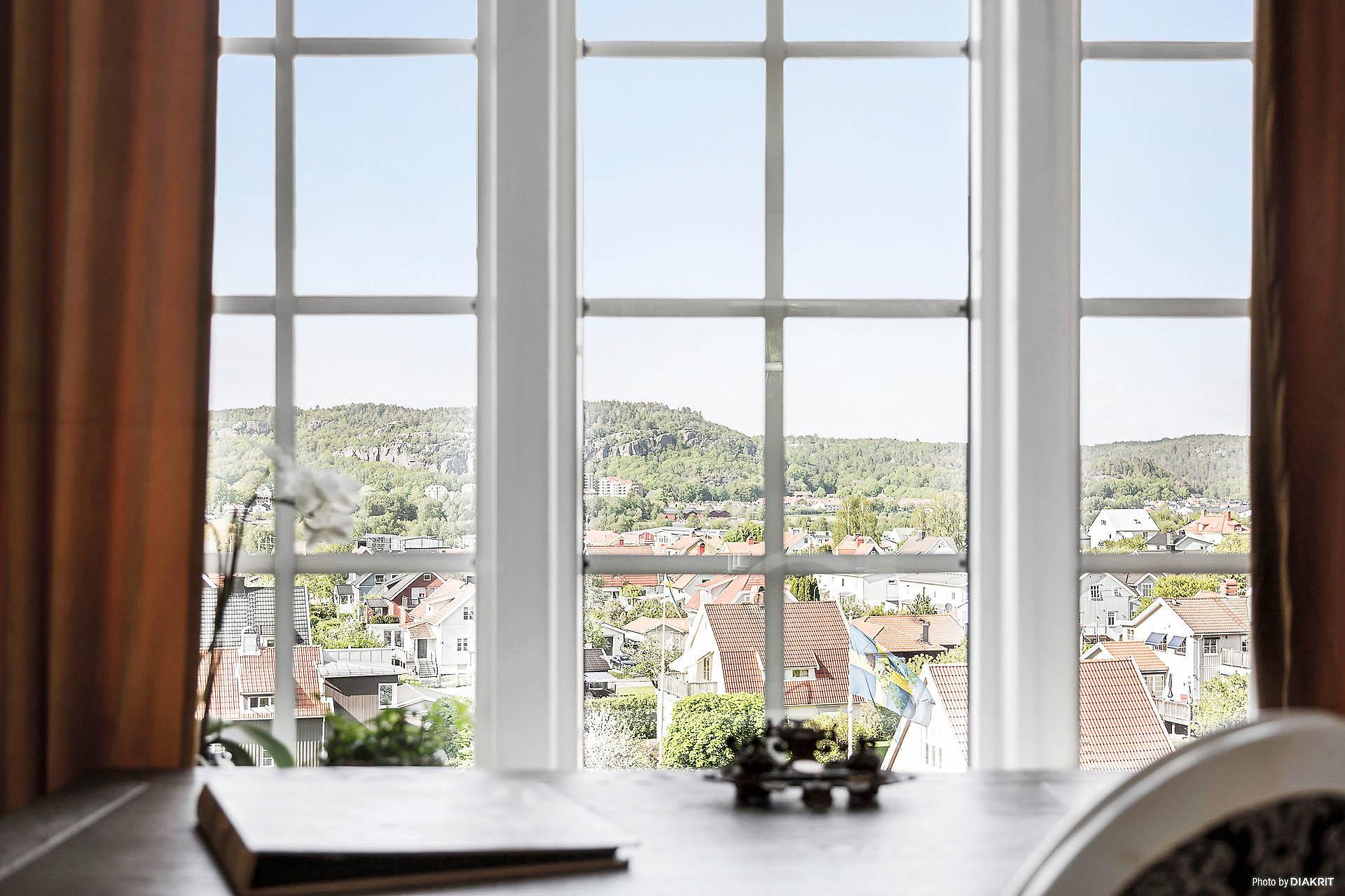 Härlig utsikt från kontorsplatsen