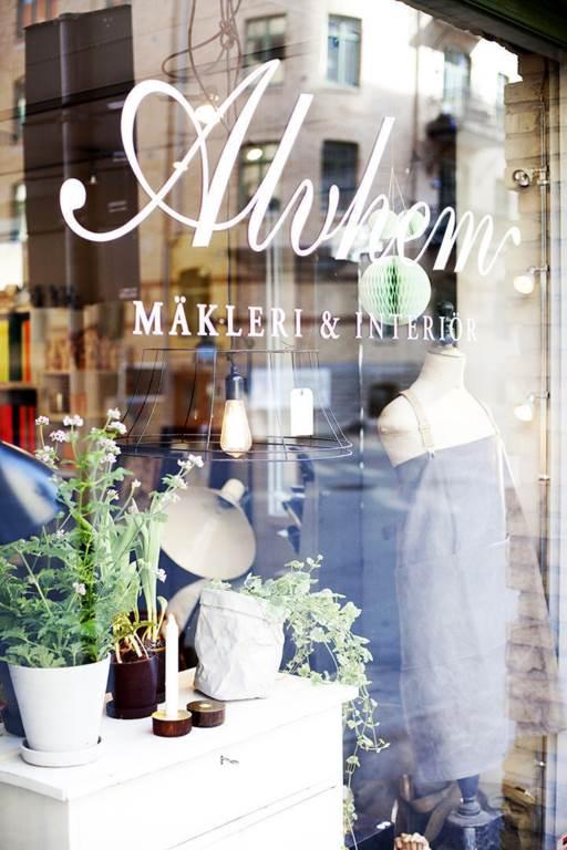 Välkommen in till oss och vår butik vid frågor