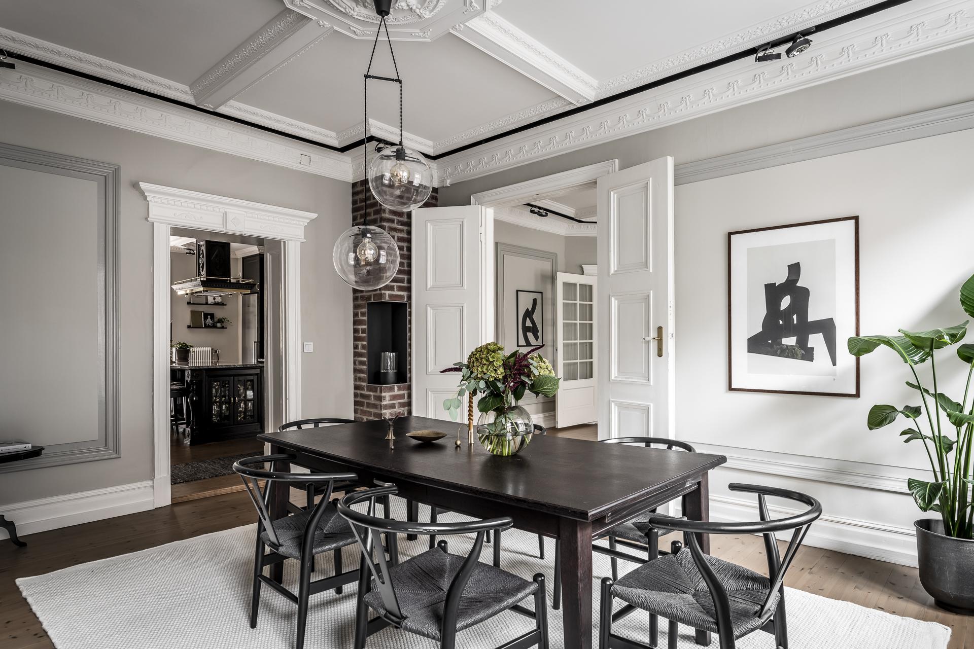 För stylingen svarade Heyman Sciarrati