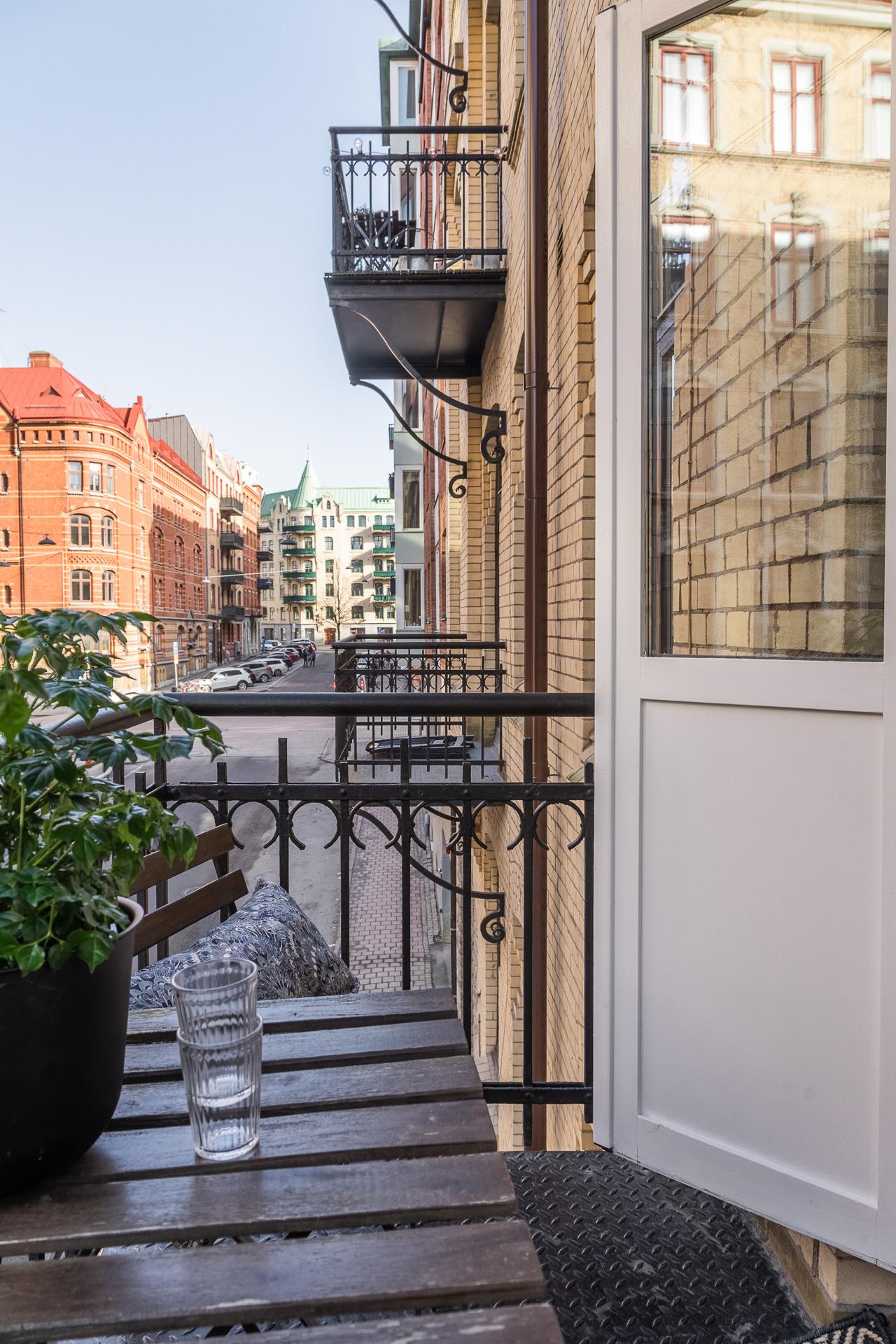 Här ser man upp mot Kastellgatan