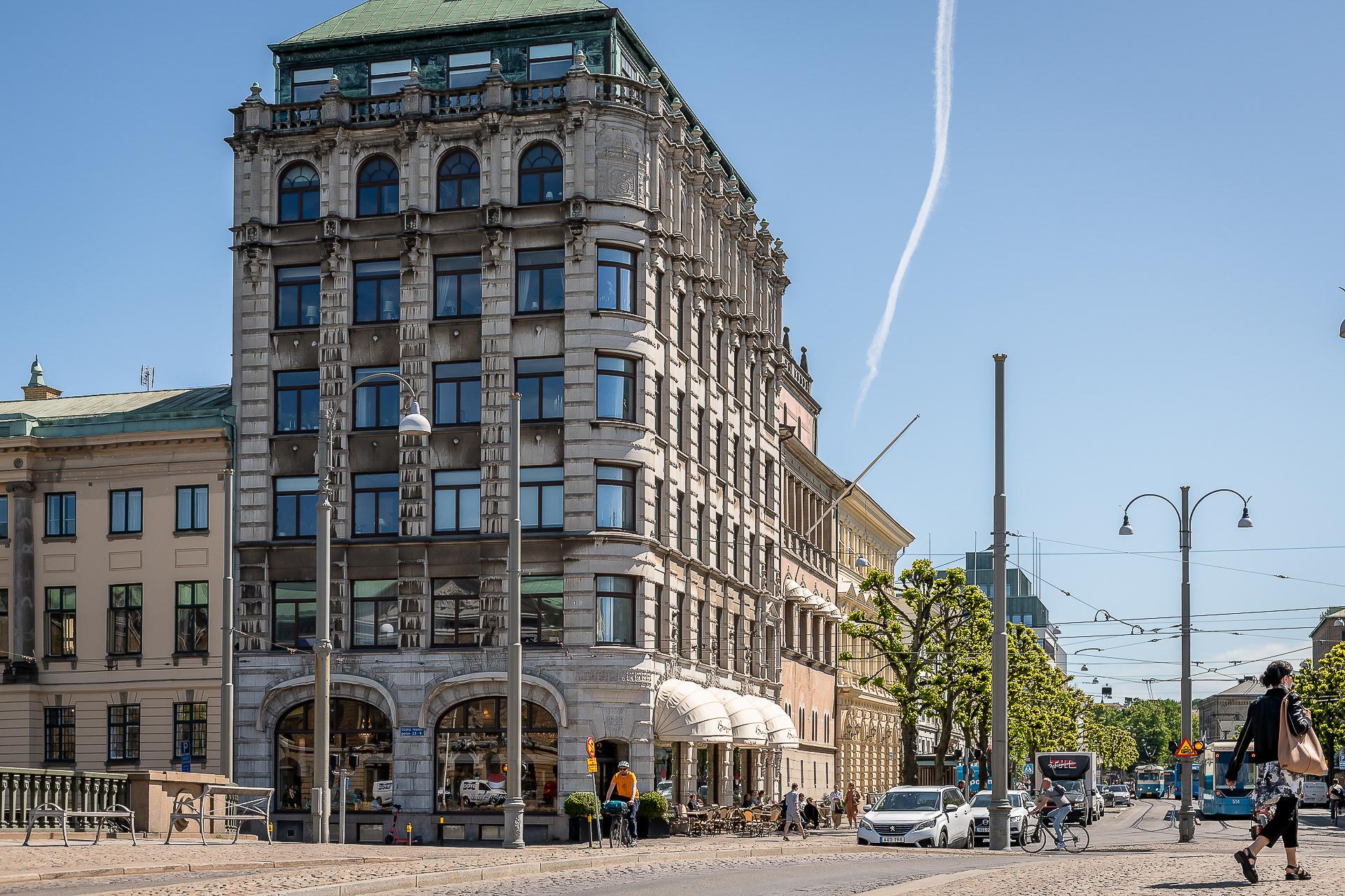 Brogyllen på andra sidan bron bjuder på stans bästa bakverk