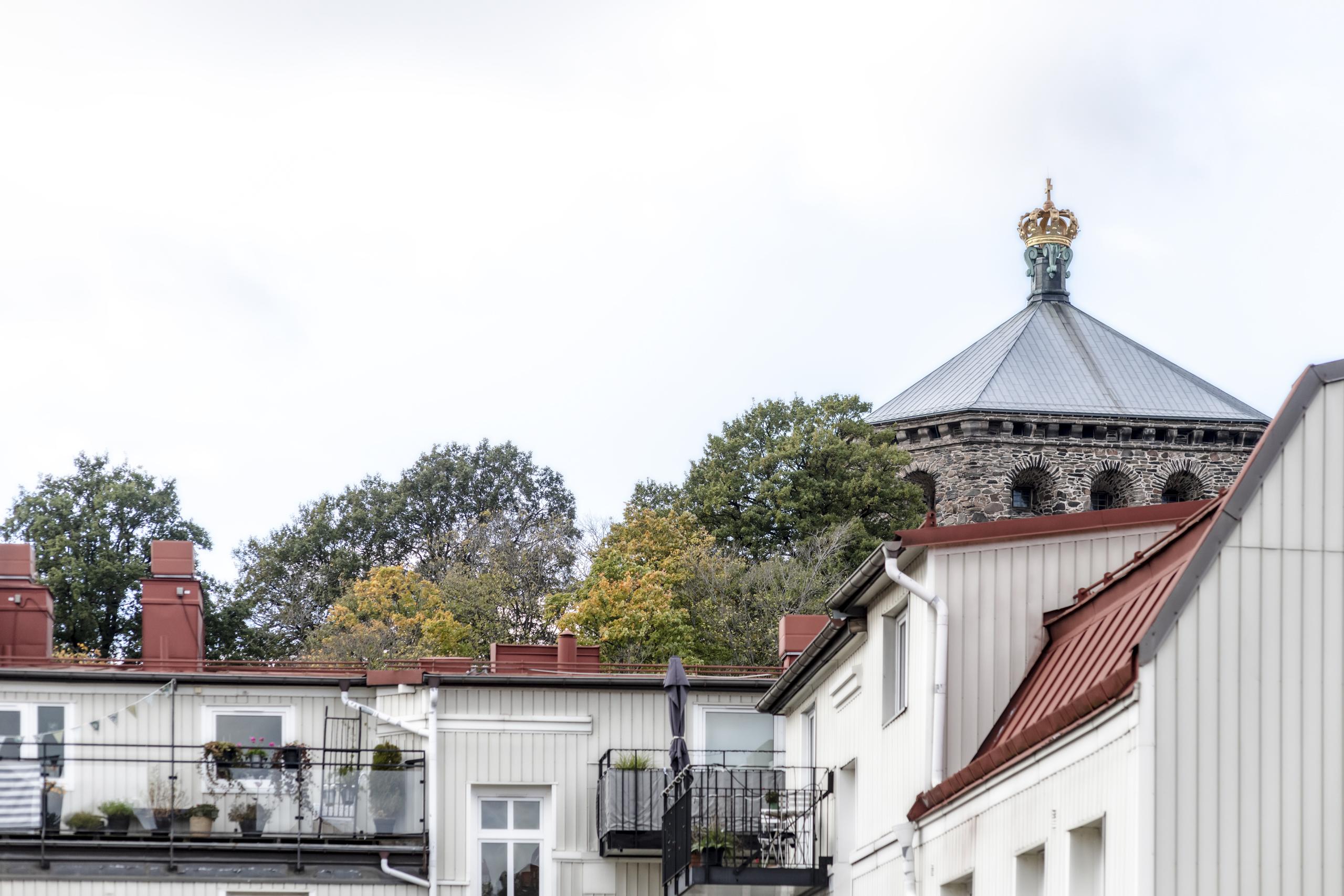 Kronan på verket - försvarsborgen på toppen av Skansberget är ett landmärke att vila ögonen på