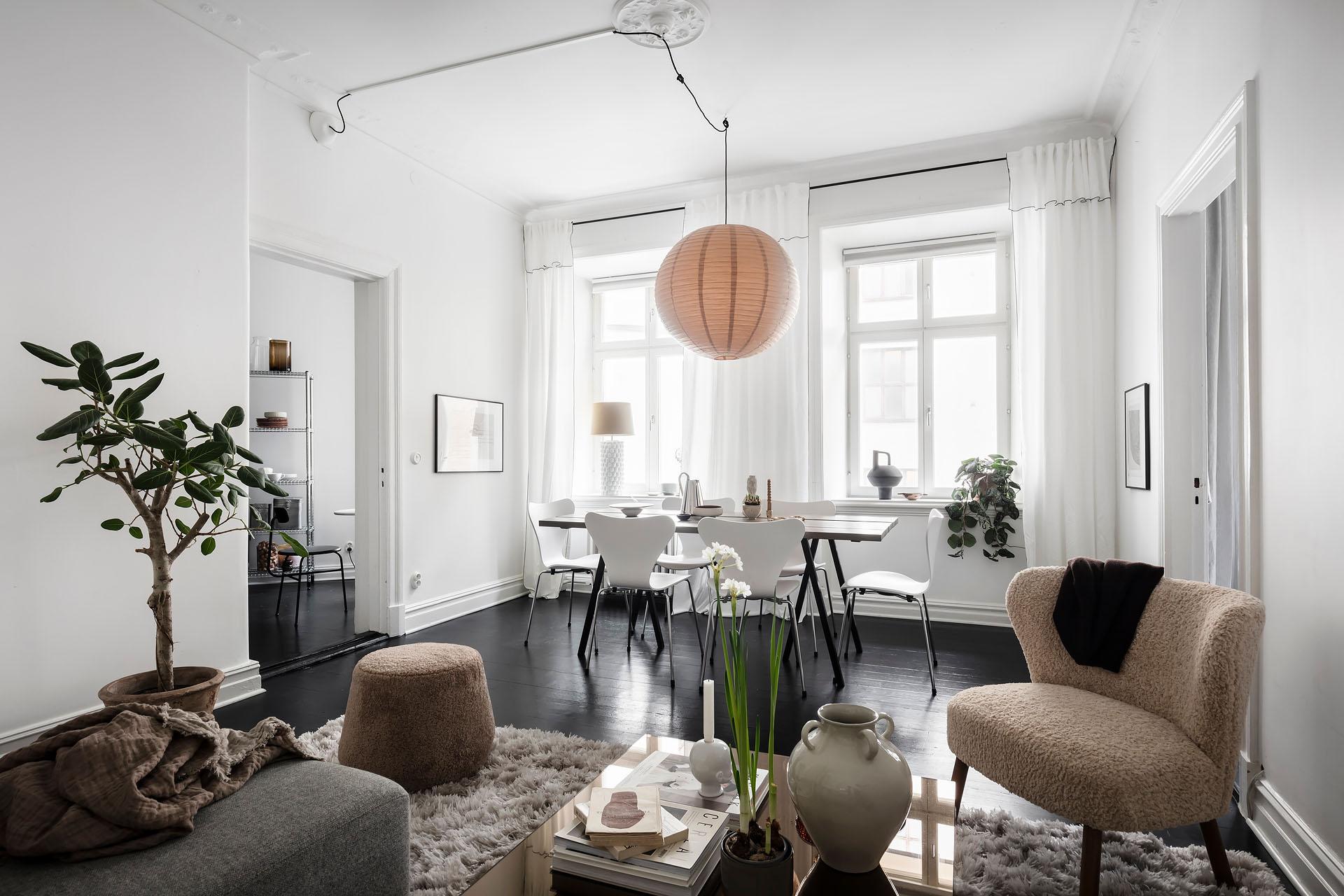 Perfekt planerad citytvåa med skönt gårdsläge.