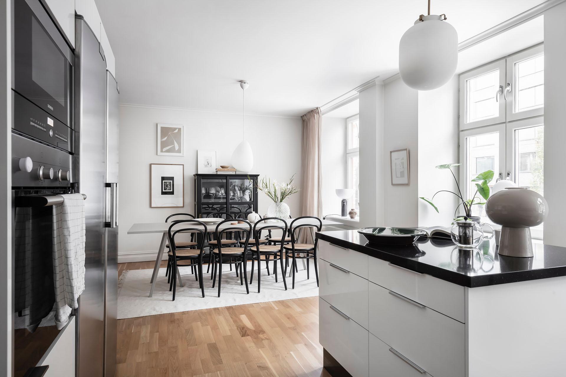 Köksön är trivsam att samsas kring för första drinken