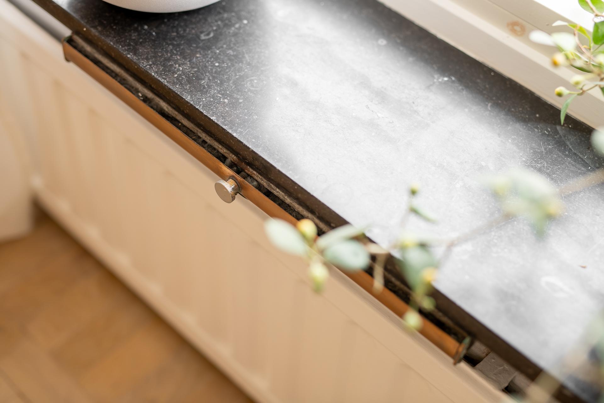 Vackra fönsterbänkar i sten