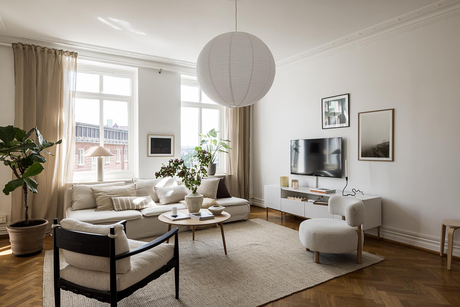 Hvitfeldt 14 web