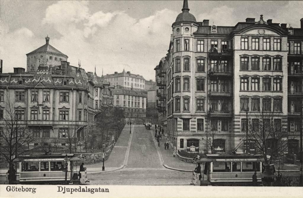 Lågupplöst Djupedalsgatan för över 100 år sedan