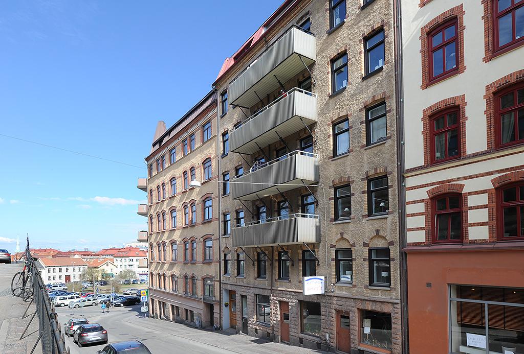 Välkommen till populära Kastellgatan och nummer 4!