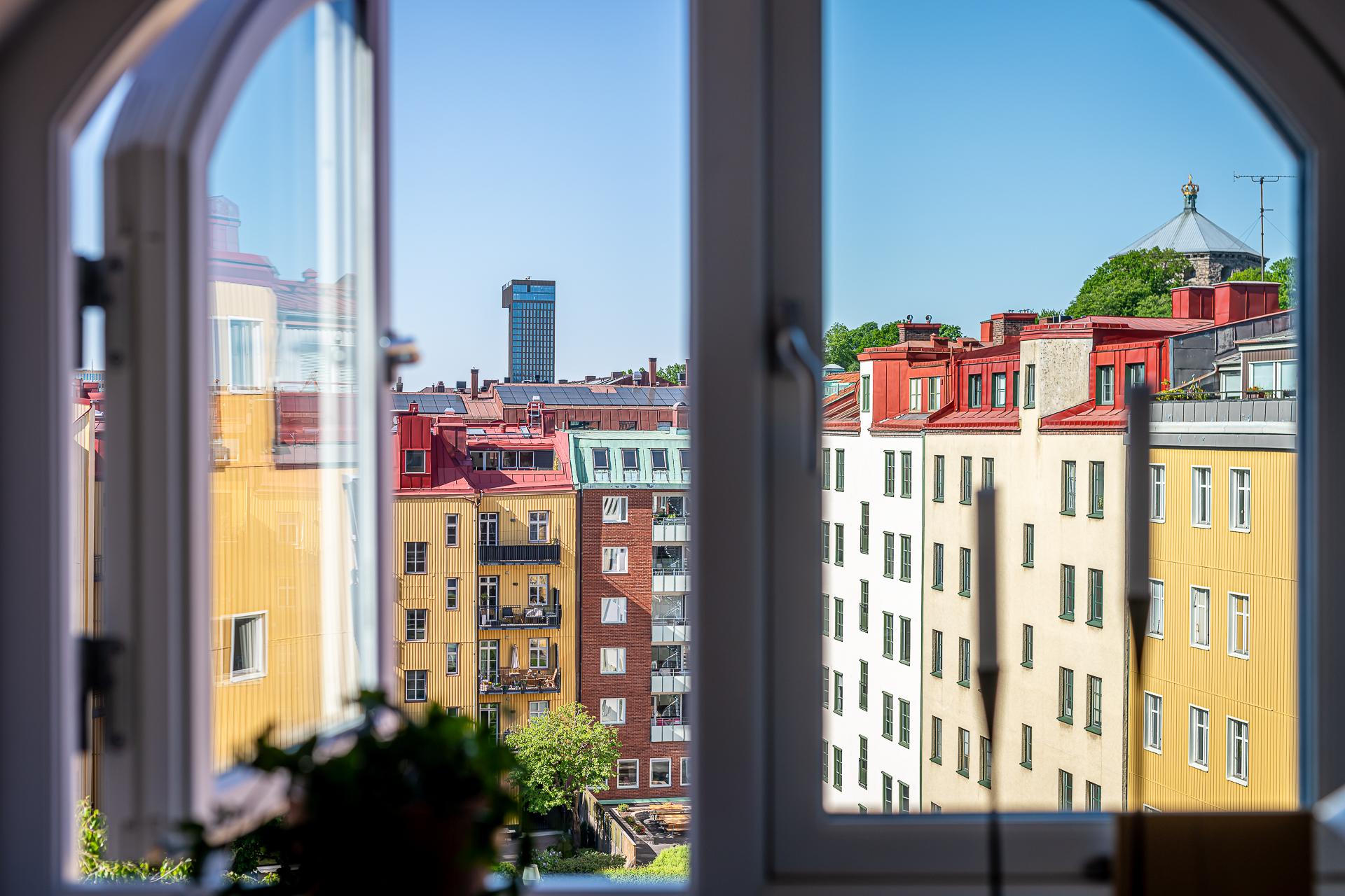 Underbar vy med Skansen Kronan i horisonten