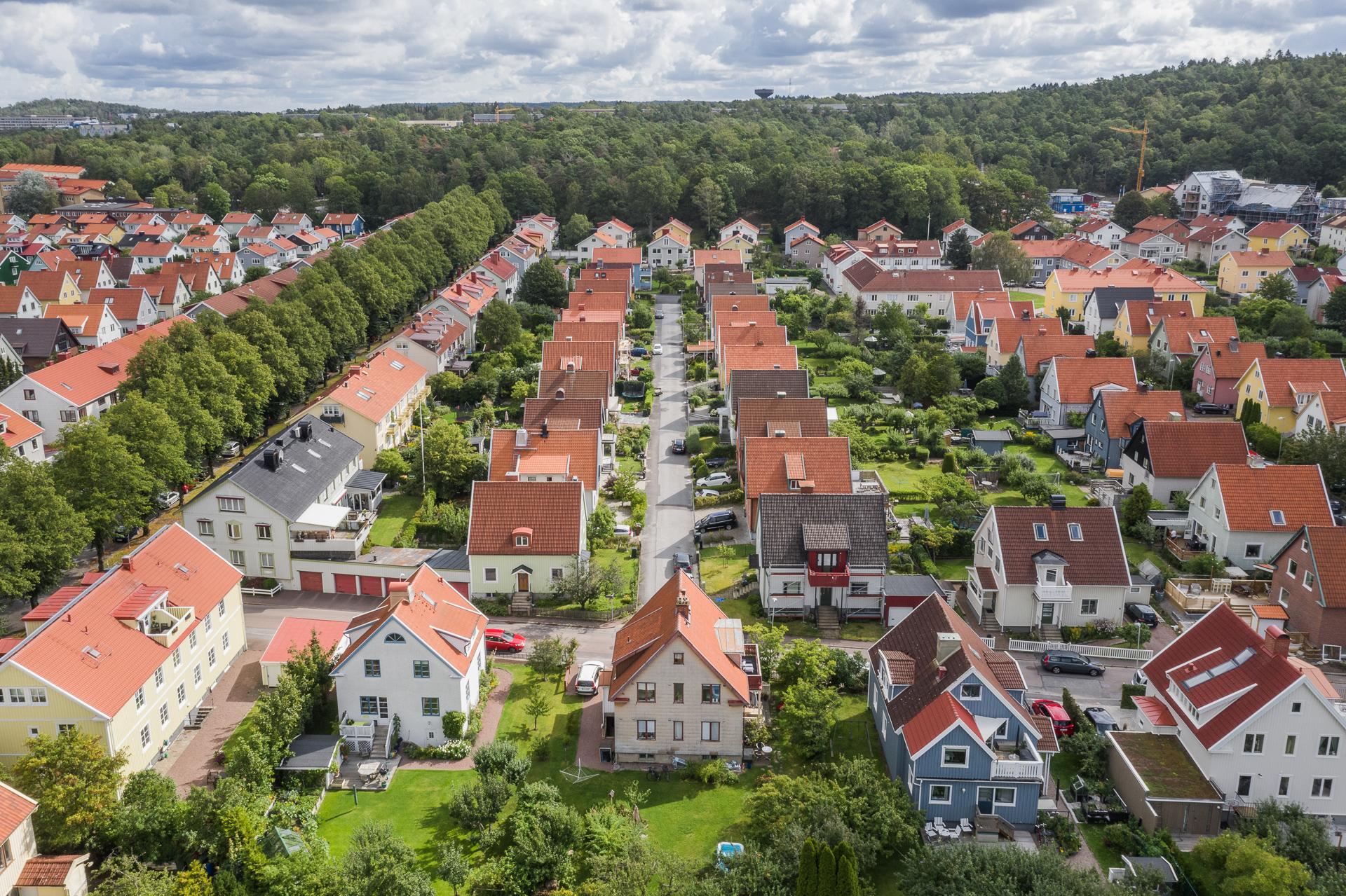 Kålltorp är ett omväxlande område med närhet till både stadspuls och natur