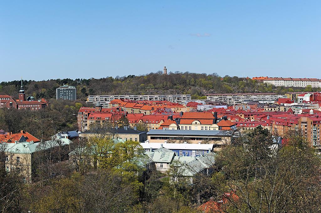 Här bor man i ett högt, fritt läge på Norra Guldheden