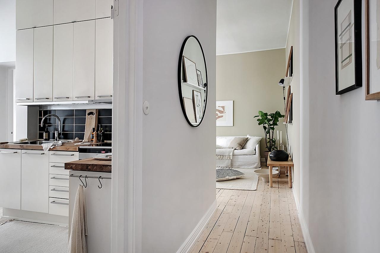 För den som önskar en öppnare planlösning kan väggen öppnas upp