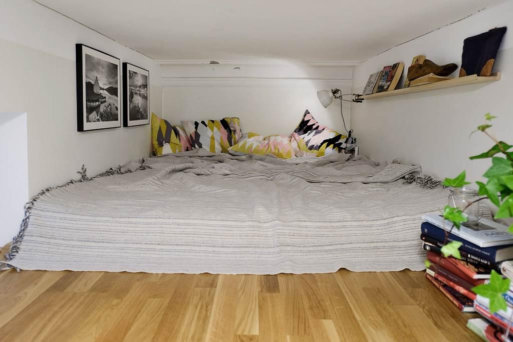 Sovloft har plats för minst en 160 cm säng