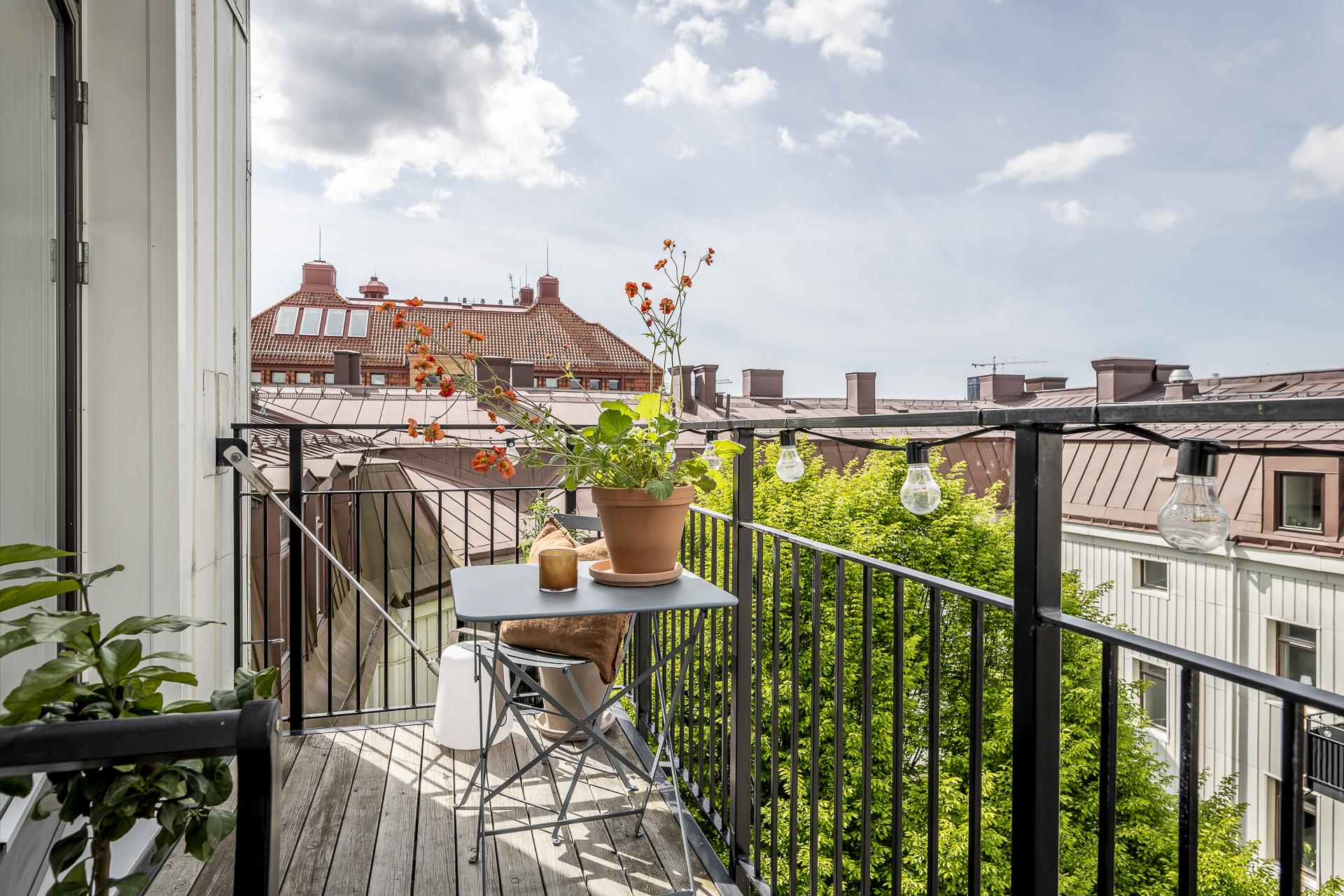 Stans bästa balkong med klockren eftermiddags- och kvällssol