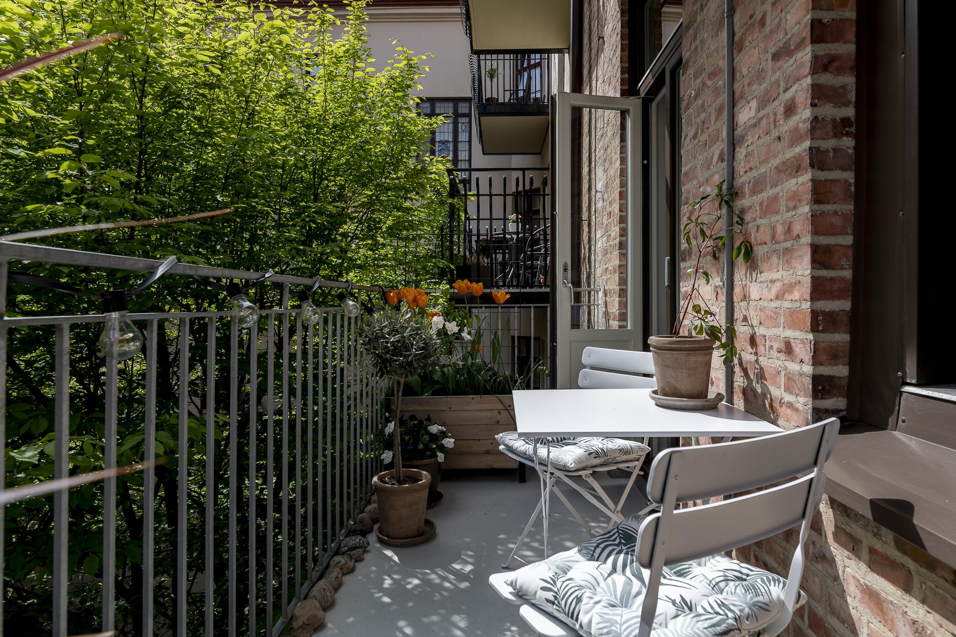 Svårslaget solig balkong i sydost