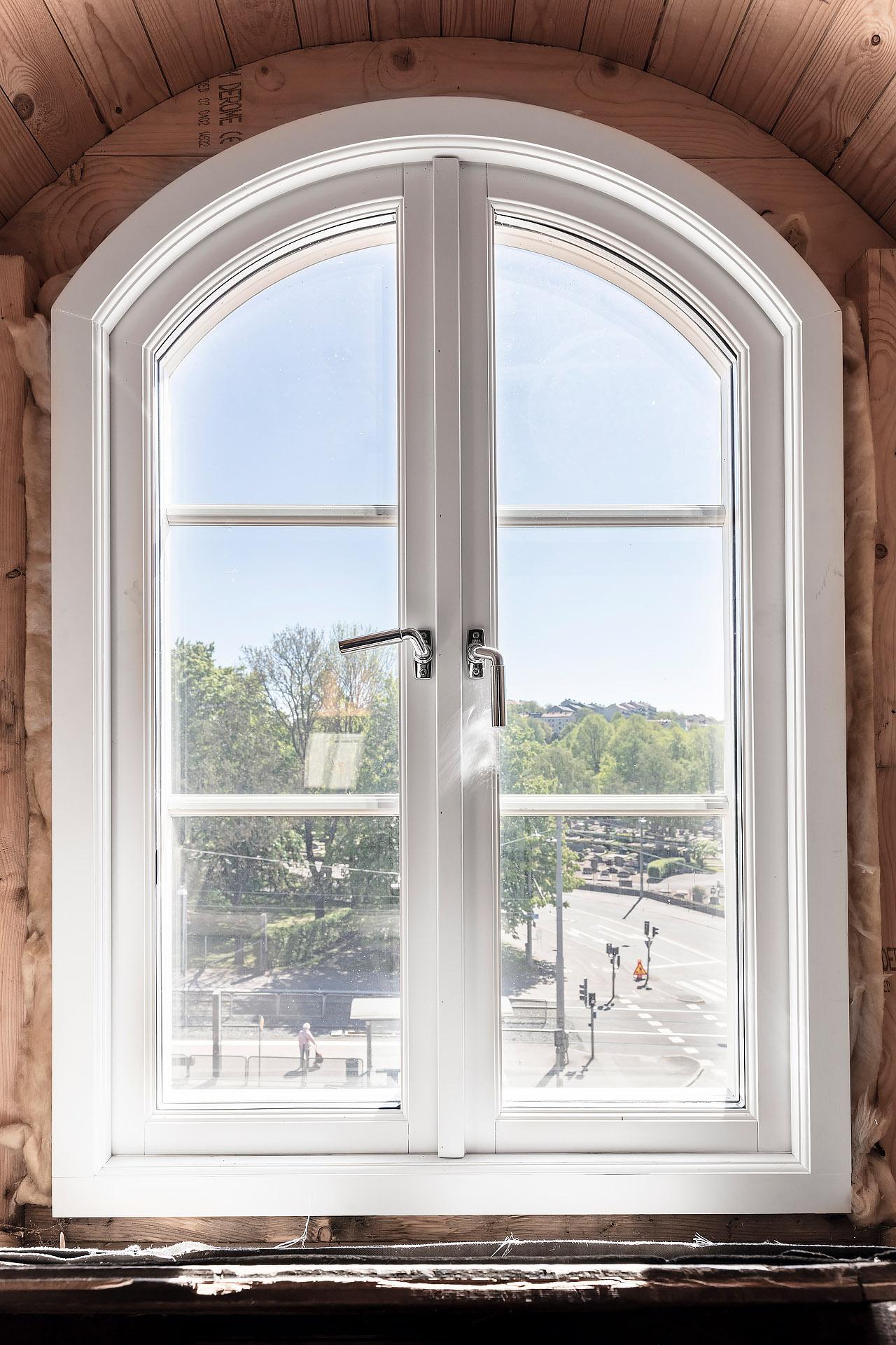 Stora takkupor finns på plats