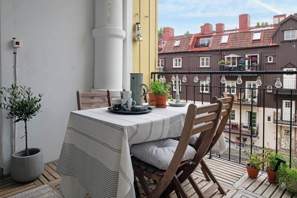Med härligt sydvästläge så avnjuts middagen på bästa sätt här