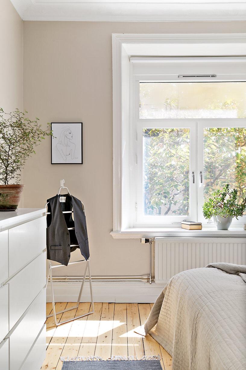 Fönster med överljus i alla rum