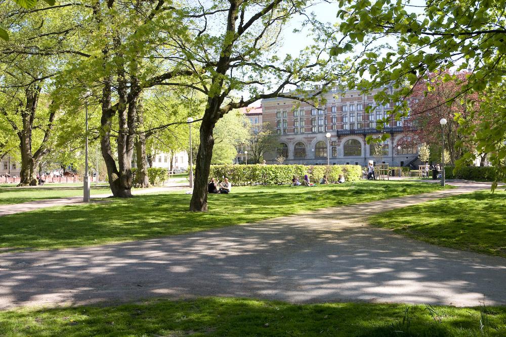 Ett verkligt stenkast till vackra Hagaparken