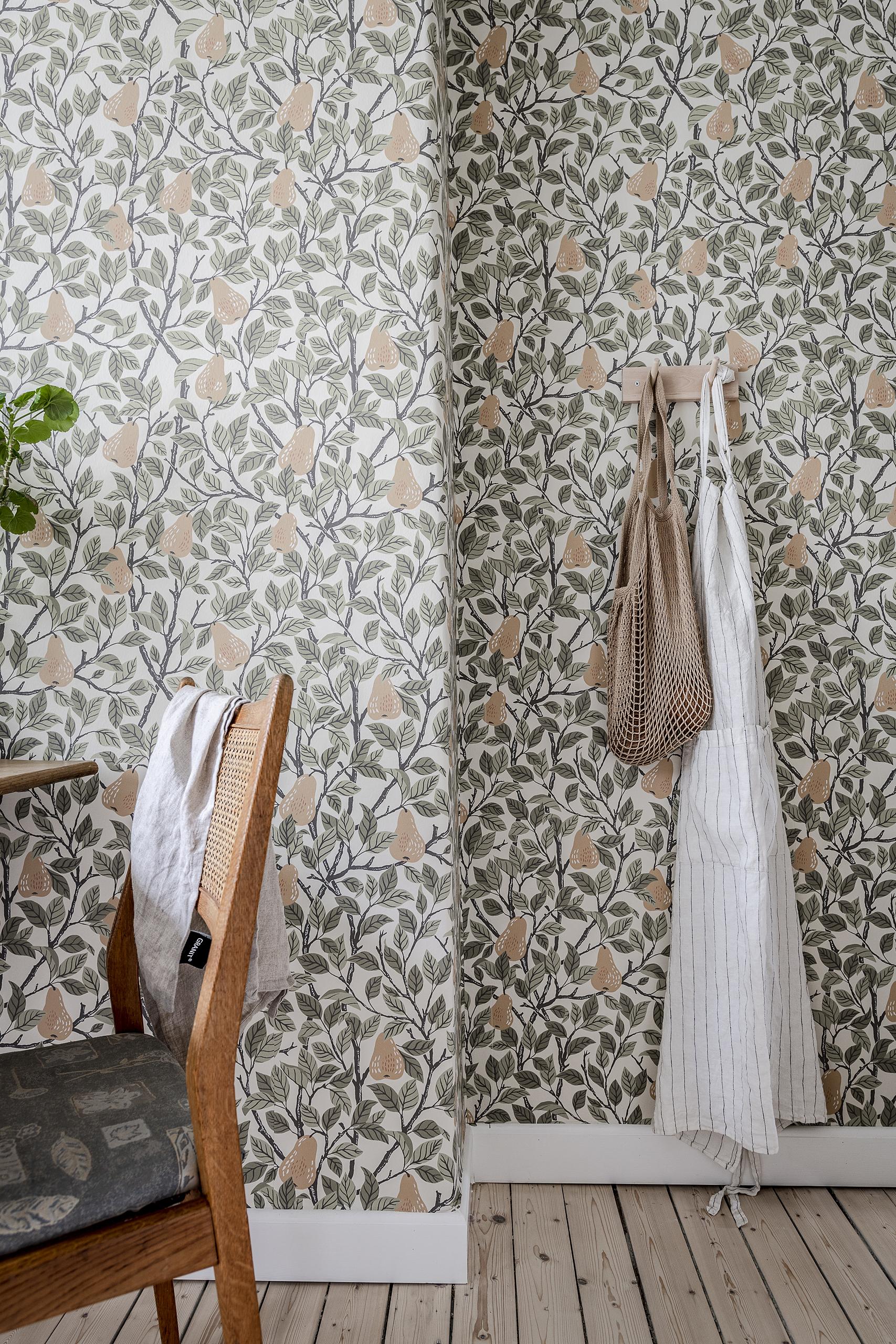 Tapeten heter Pirum, och kommer från Midbec