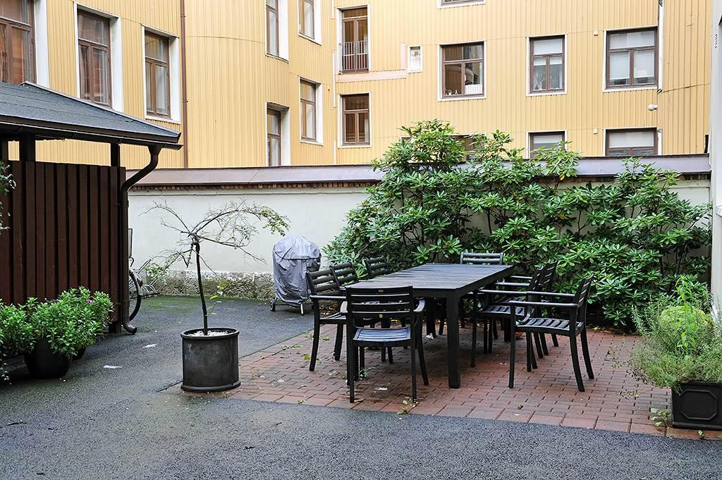Föreningens gård med gemensam grill