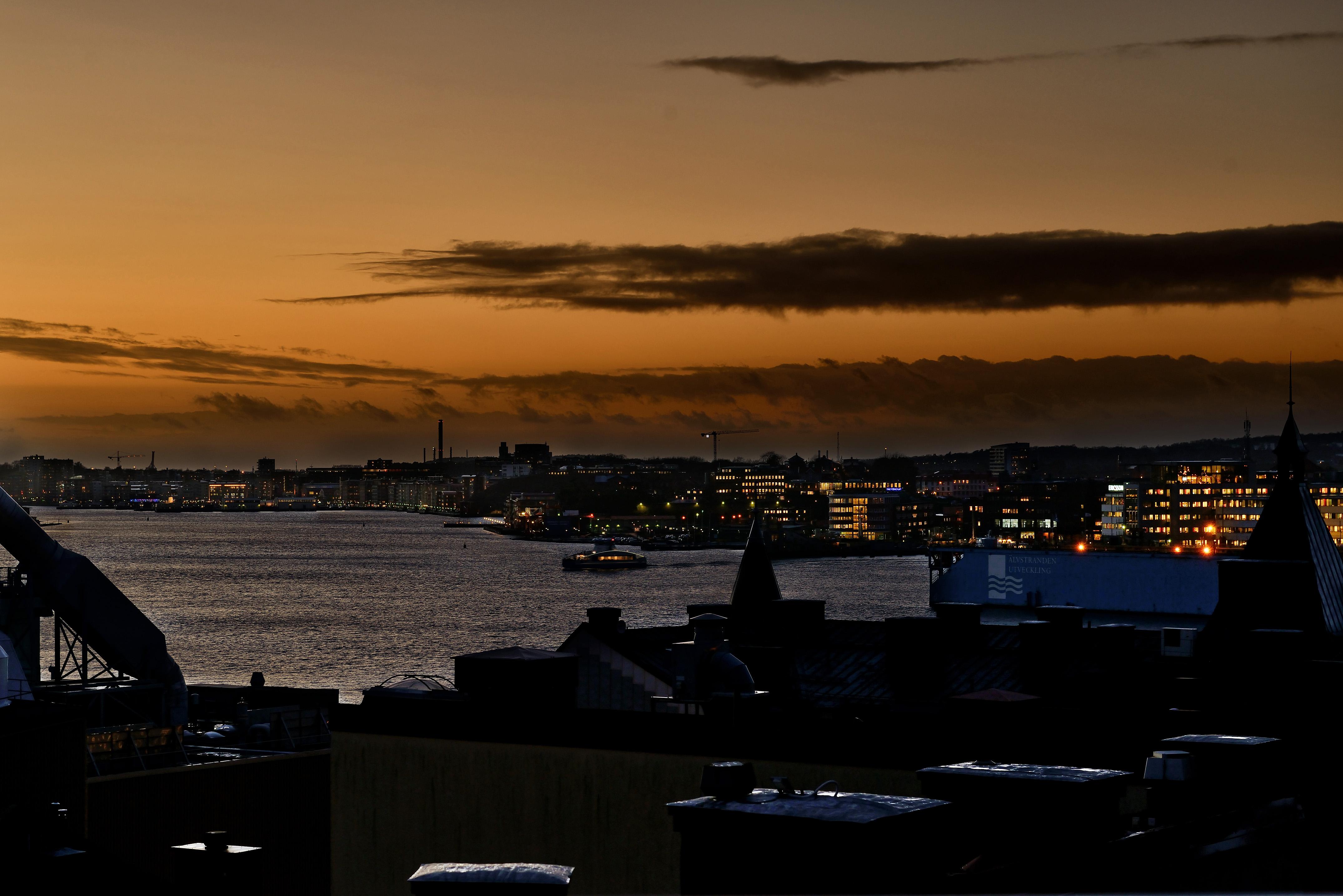 Lågupplöst Magisk utsikt över hamninloppet