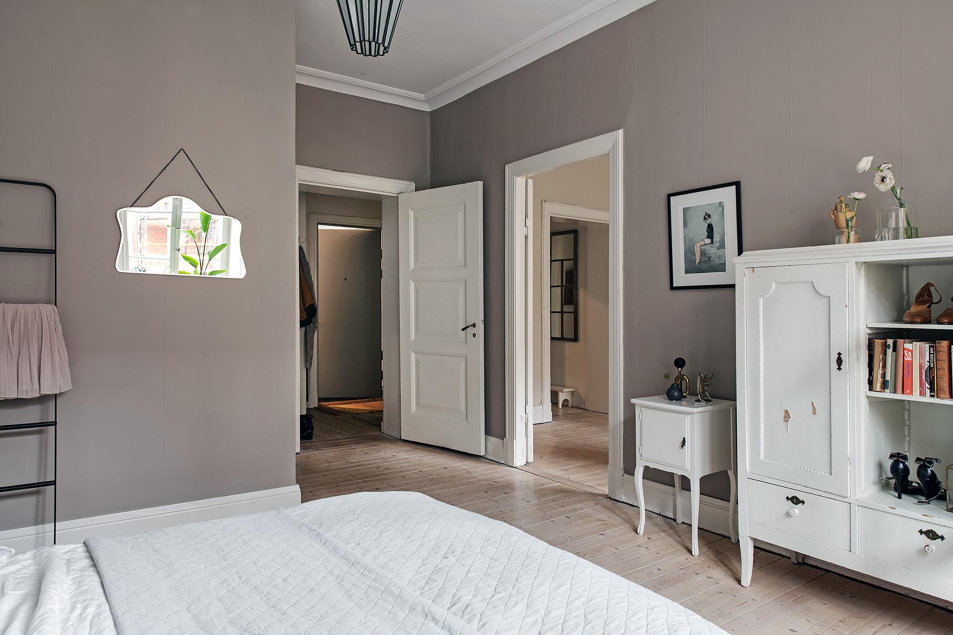 Planlösningen är helt runtgående