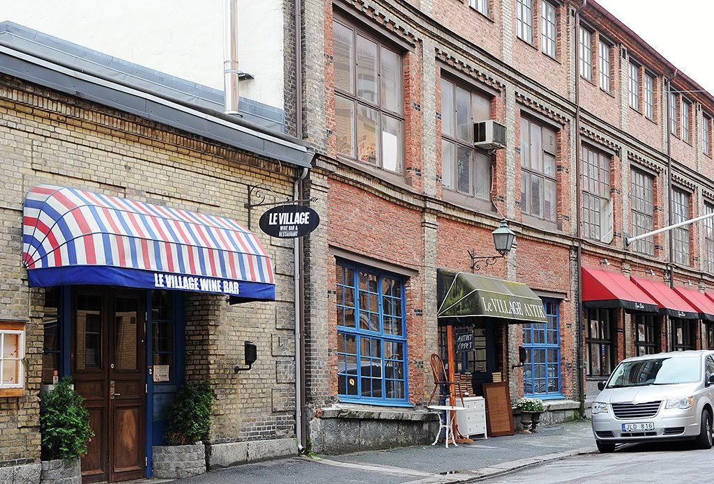 En av stans charmigaste antikaffärer alldeles i närheten