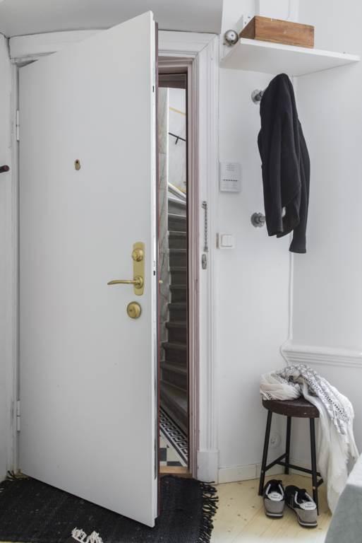 Nya säkerhetsdörrar är installerade