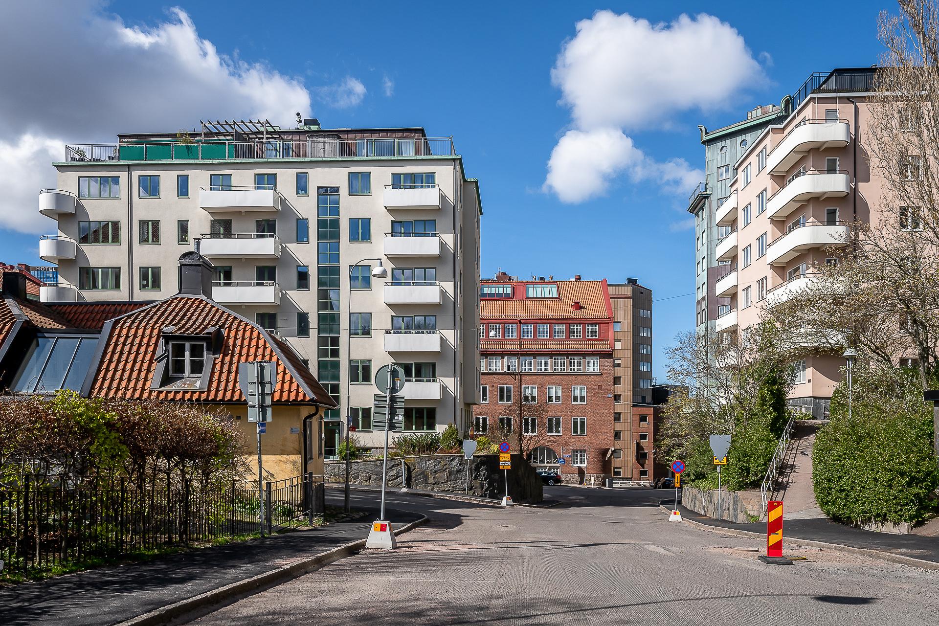 På Kungshöjd ryms mycket arkitektur från olika byggepoker