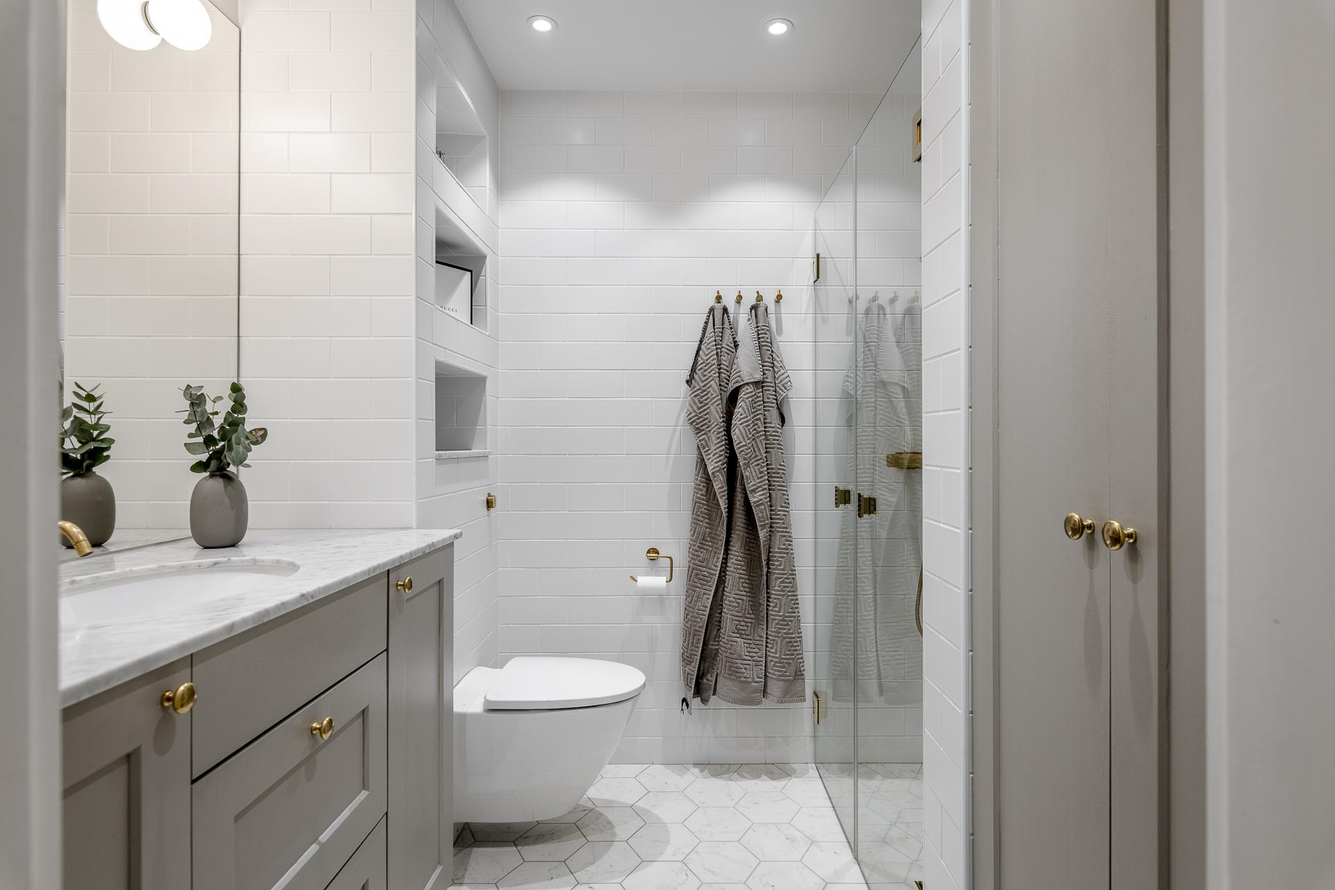 Badrum utbyggt och totalrenoverat under vintern 2016/2017