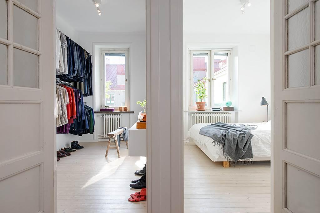 Till höger två bra sovrum