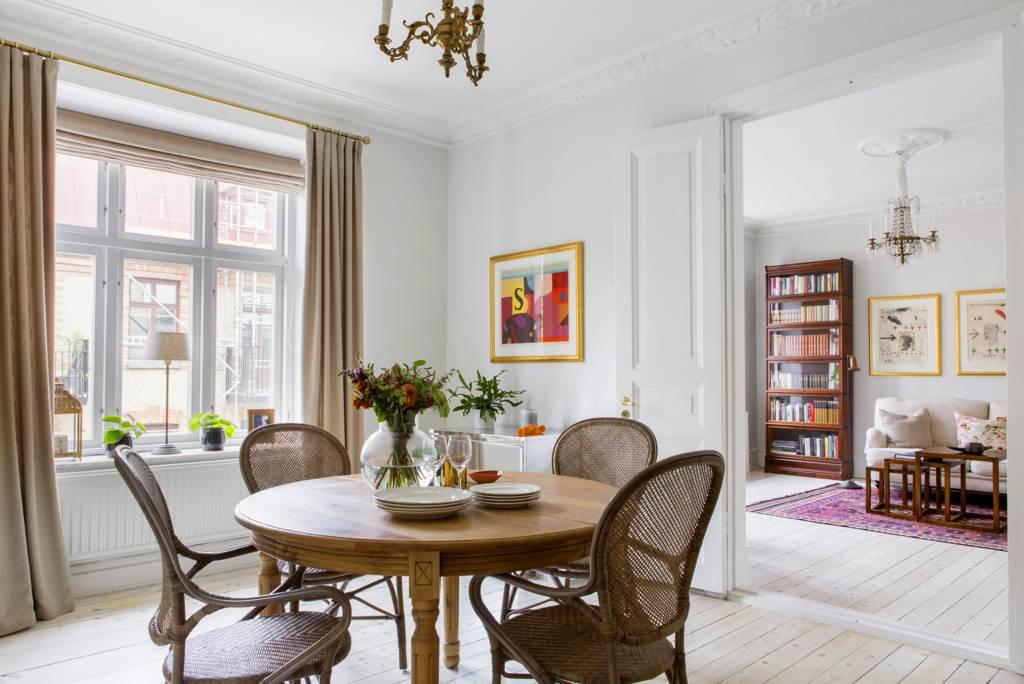 Sex- eller fyrluftsfönster ger mycket ljus