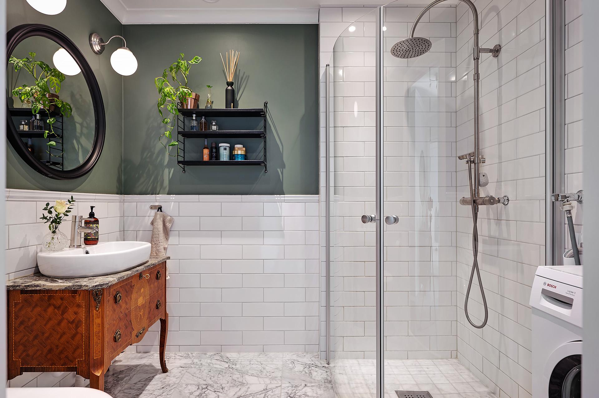 Smakfullt renoverat badrum